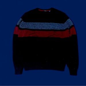 Medium Men's Black and Red Striped Sweater
